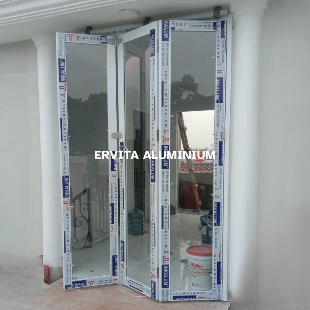 pintu lipat aluminium